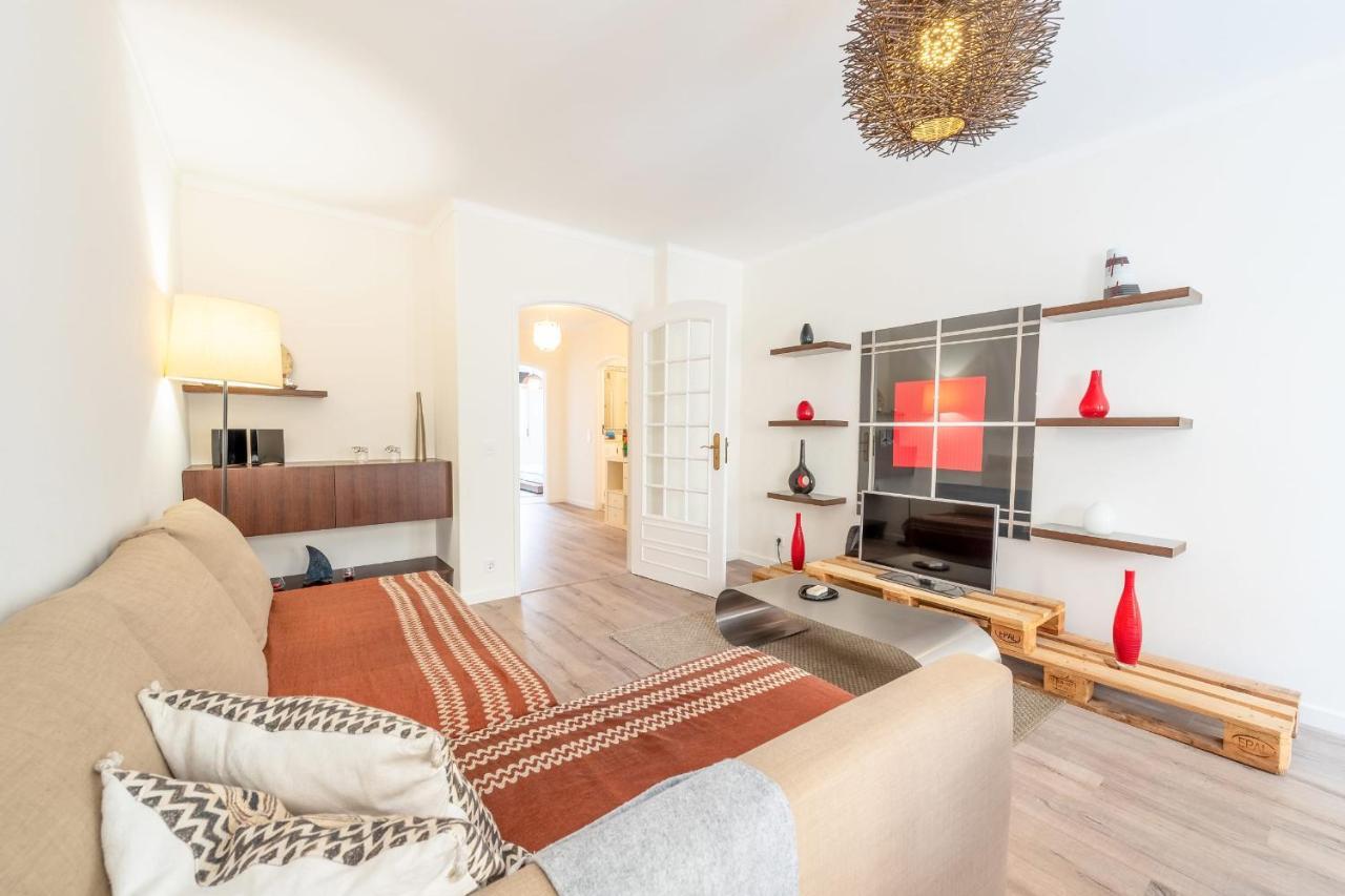 Guestready - Minimalist Downtown Apt With Terrace Leilighet Carcavelos  Eksteriør bilde