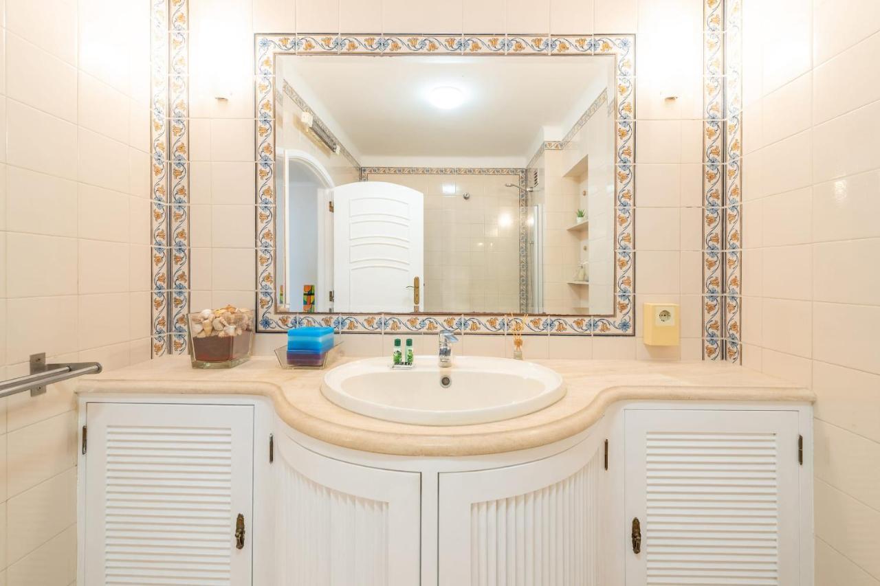 Guestready - Minimalist Downtown Apt With Terrace Leilighet Carcavelos  Eksteriør bilde